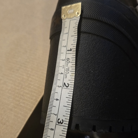 CONVERSE Chuck 70 De Luxe Heel Leather & Buckles High Top, Platform A12209C NEW! - Picture 8 of 16